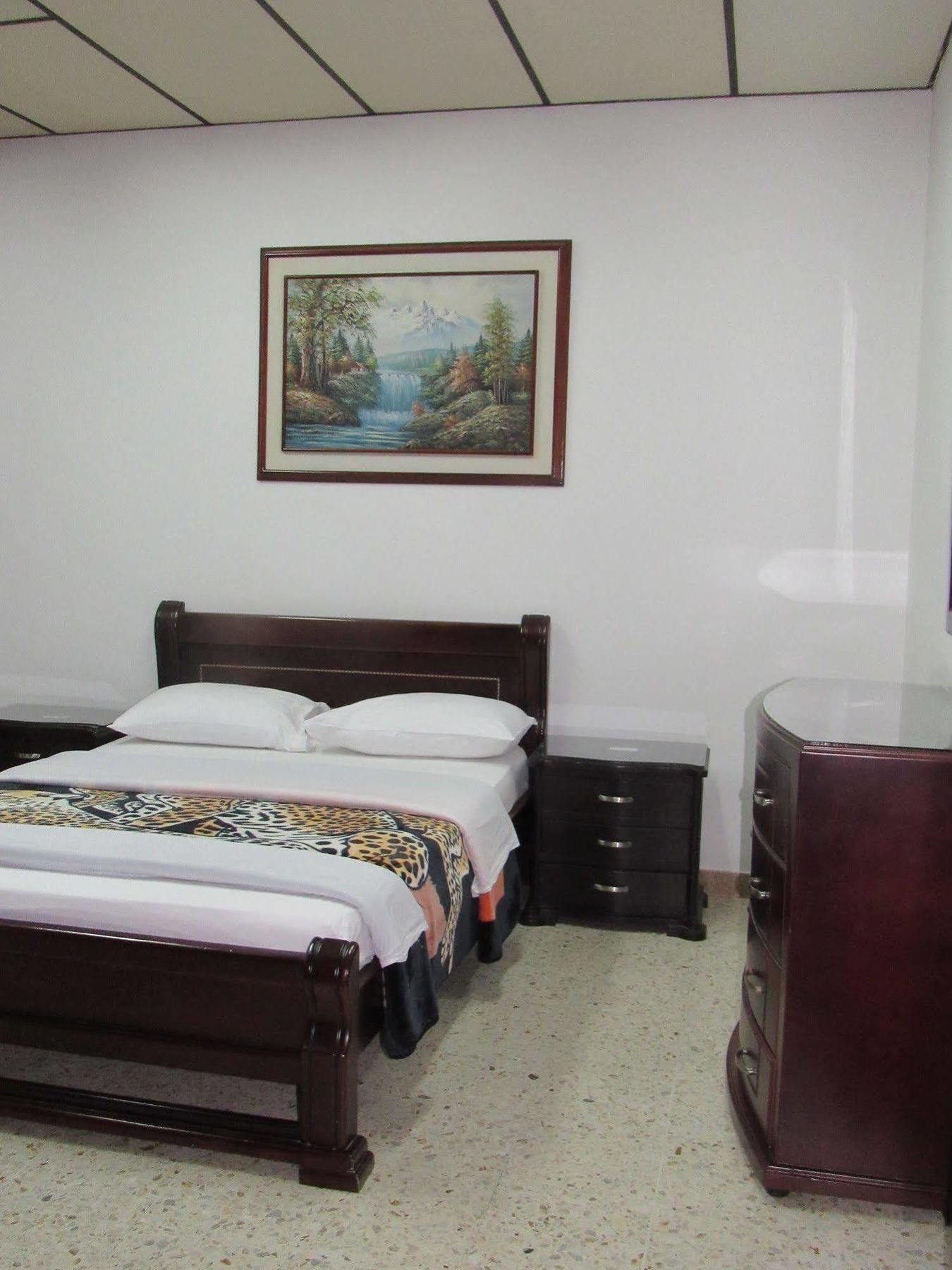 Hotel Ejecutivo Pereira Exteriér fotografie