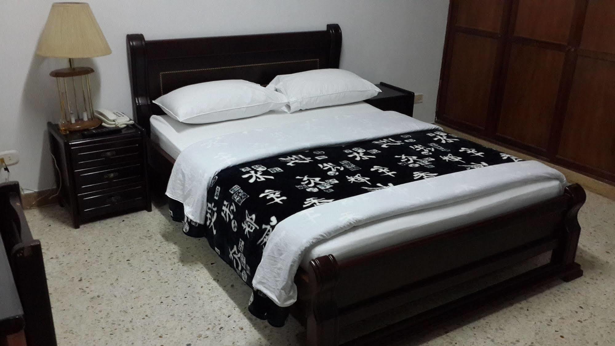 Hotel Ejecutivo Pereira Exteriér fotografie